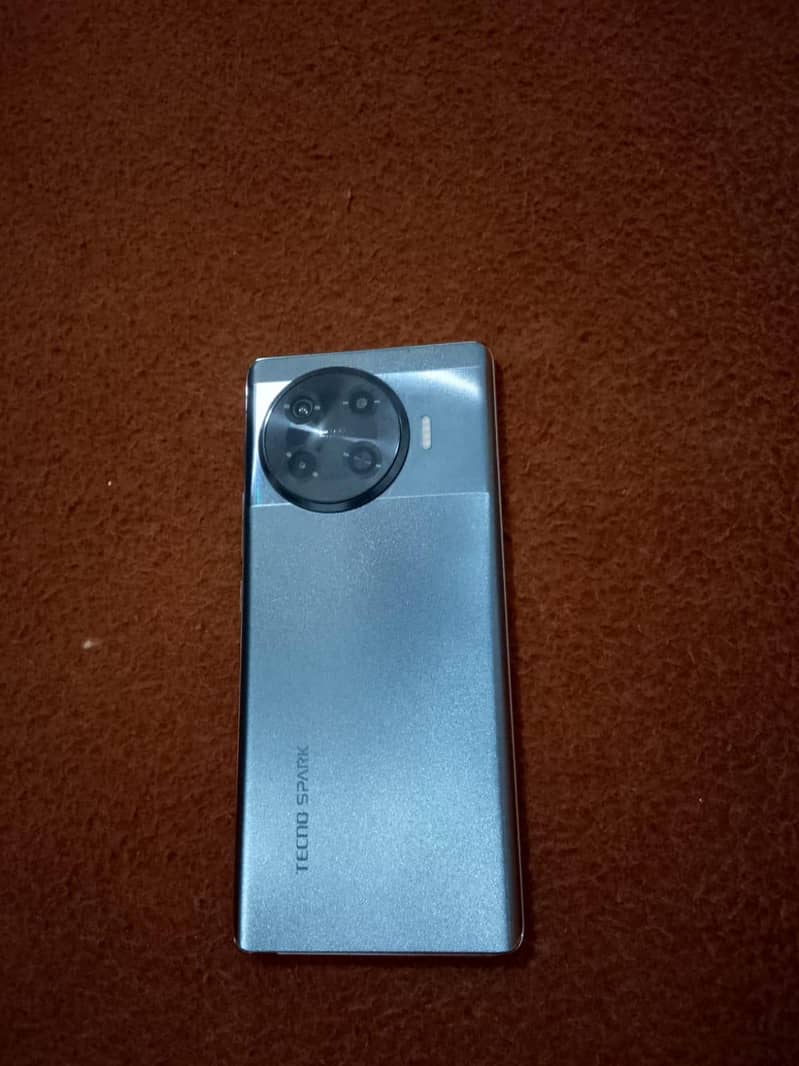 Tecno  spark 20 pro plus 2