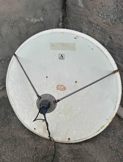 4 Feet Dish with Satellite Receiver complete