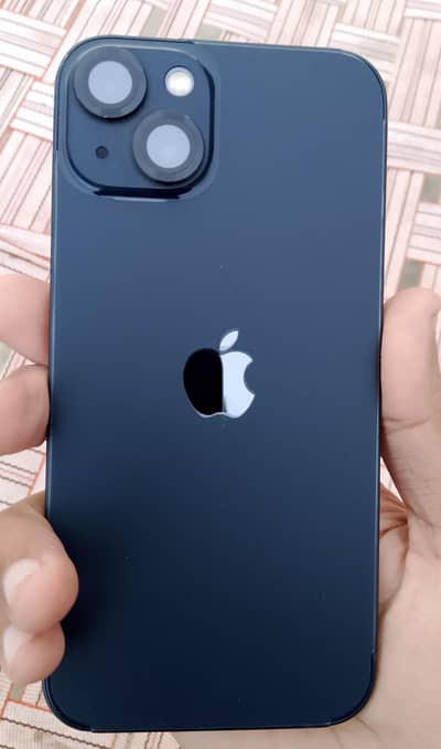 Apple iPhone 13