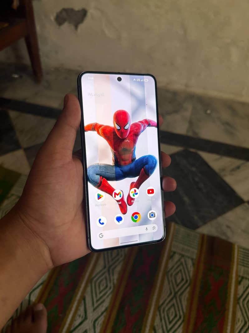 Google Pixel 8 Pro 4