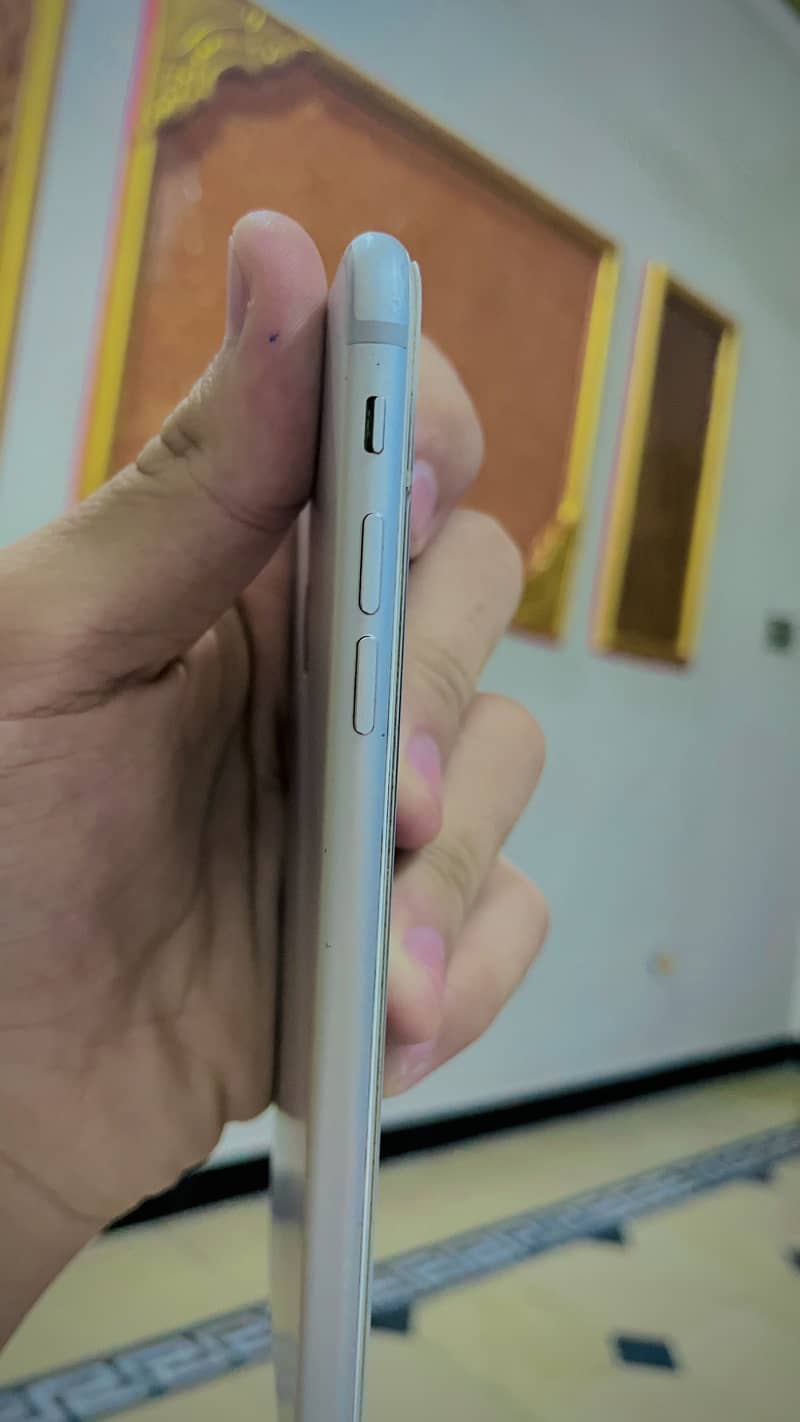 Apple iPhone 7 Plus 1