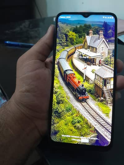 Realme C25Y