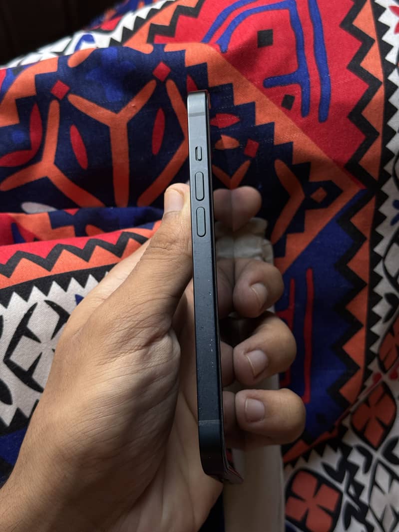 Apple iPhone 14 1