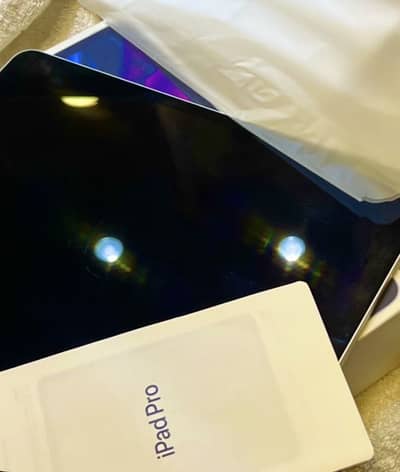 Apple iPad Pro 13” - Silver Colour - UNUSED condition