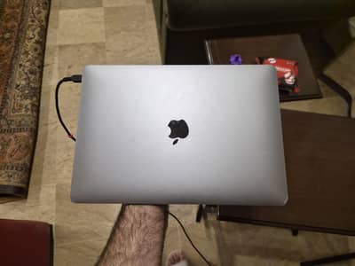 MacBook Air M1 2020, 8GB, 256GB, 93% health.