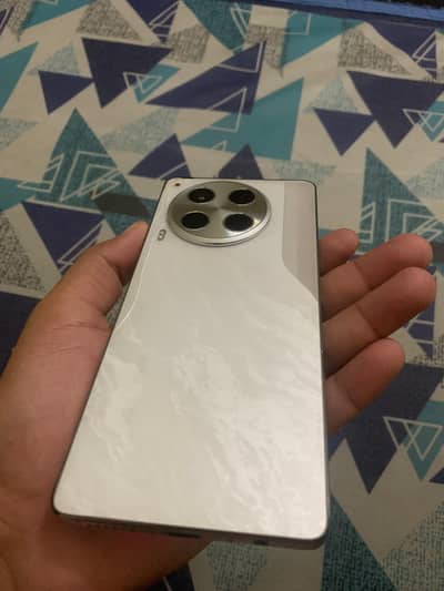 tecno camom 30 with box original charger
