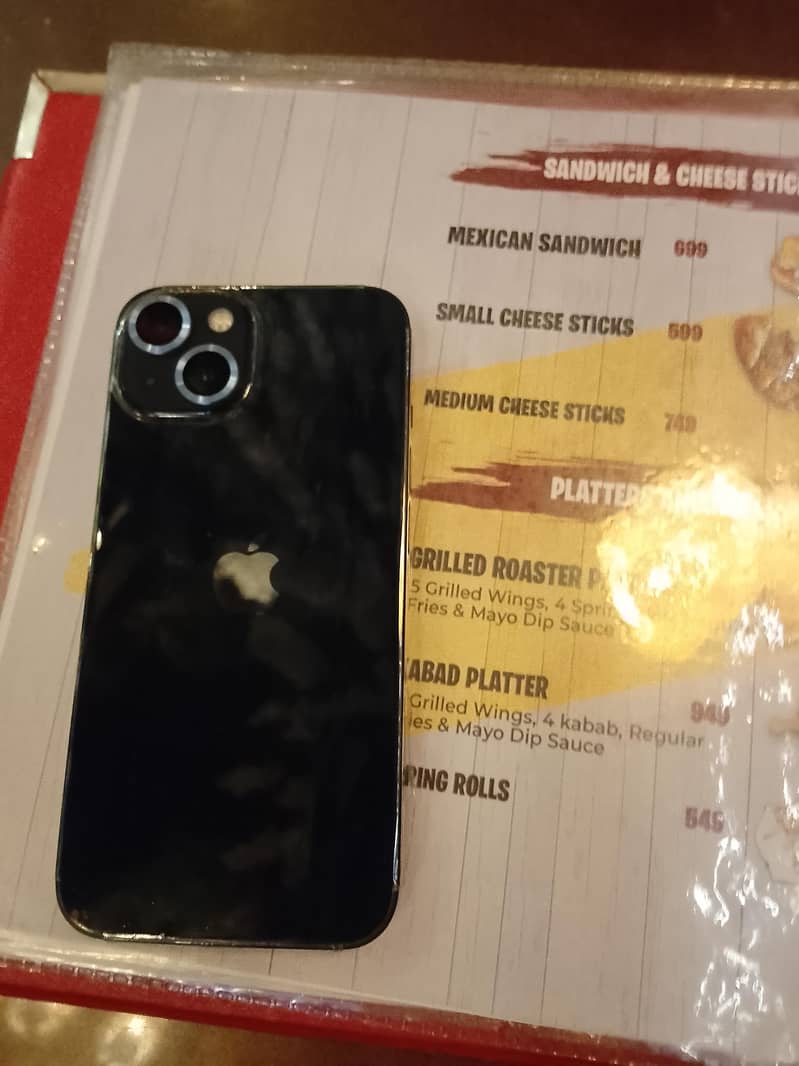 Apple iPhone 13 6