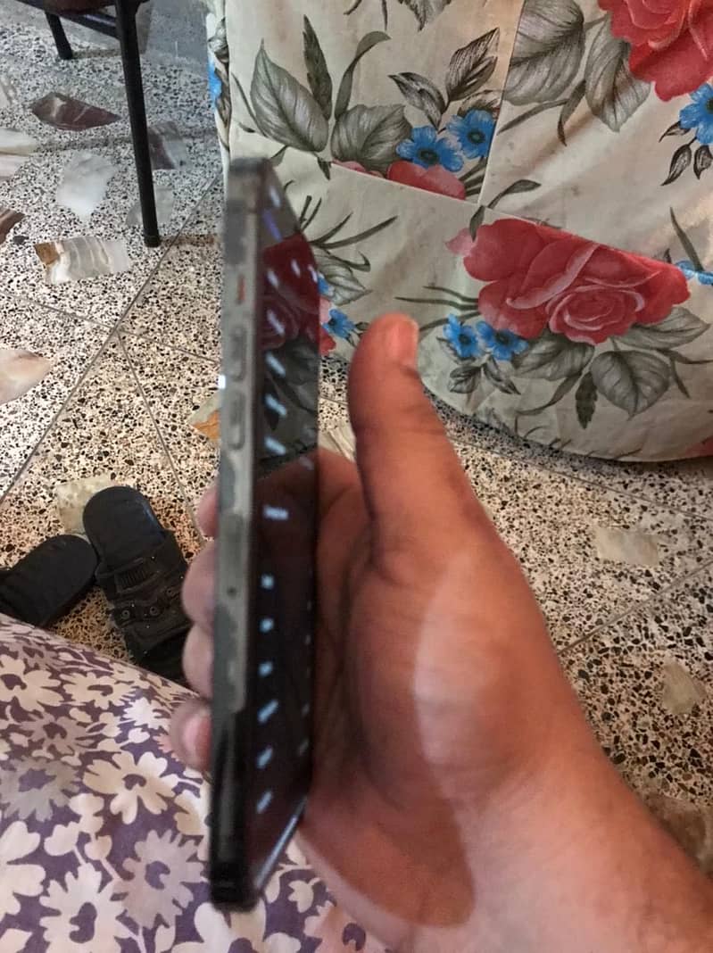 iPhone 12 pro max 1