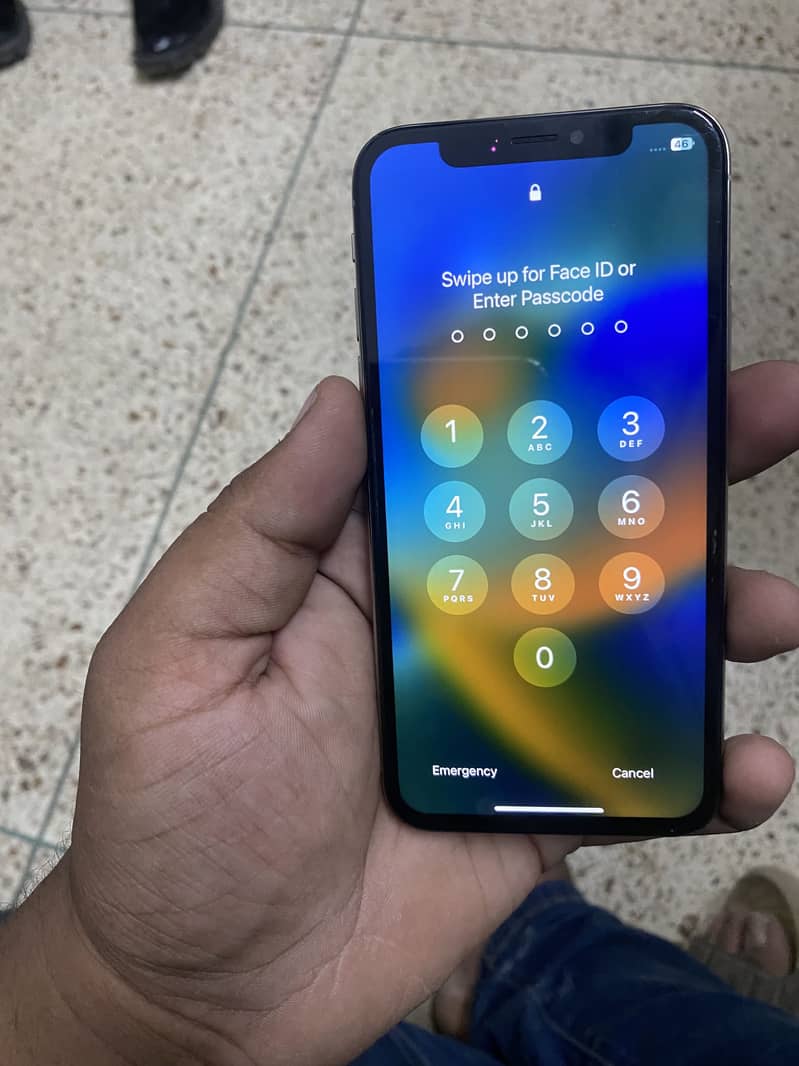 Apple iPhone X 6