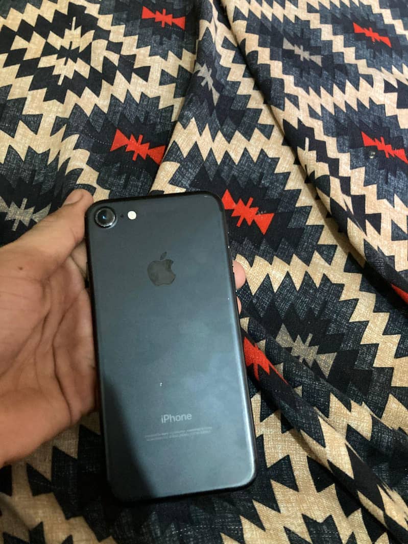 Apple iPhone 7 6