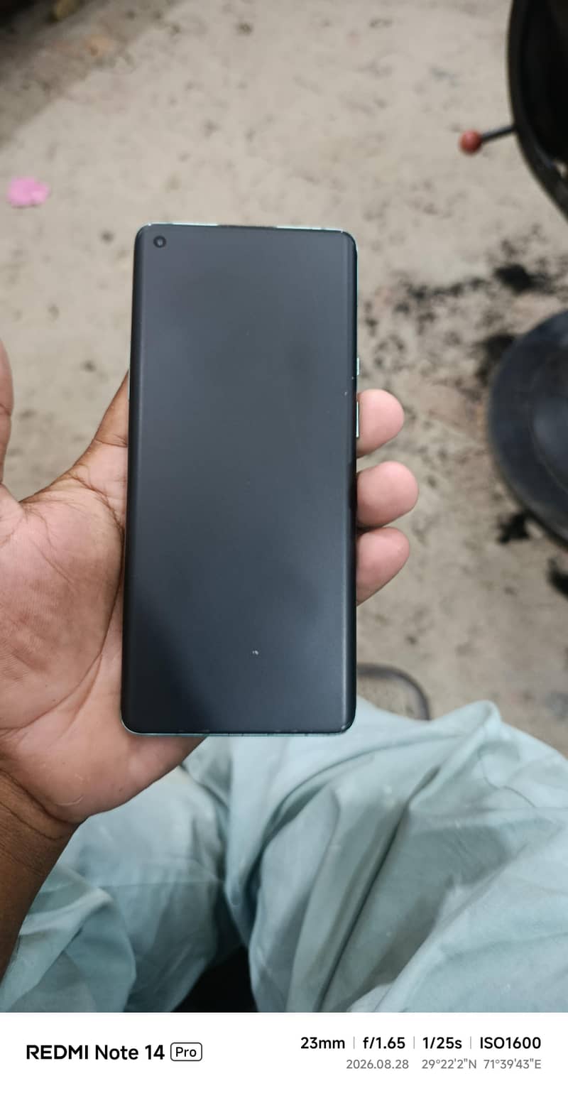 One Plus 8 Pro 6