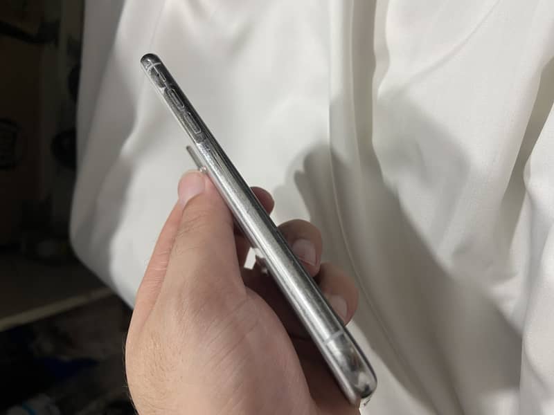 Apple iPhone X 1