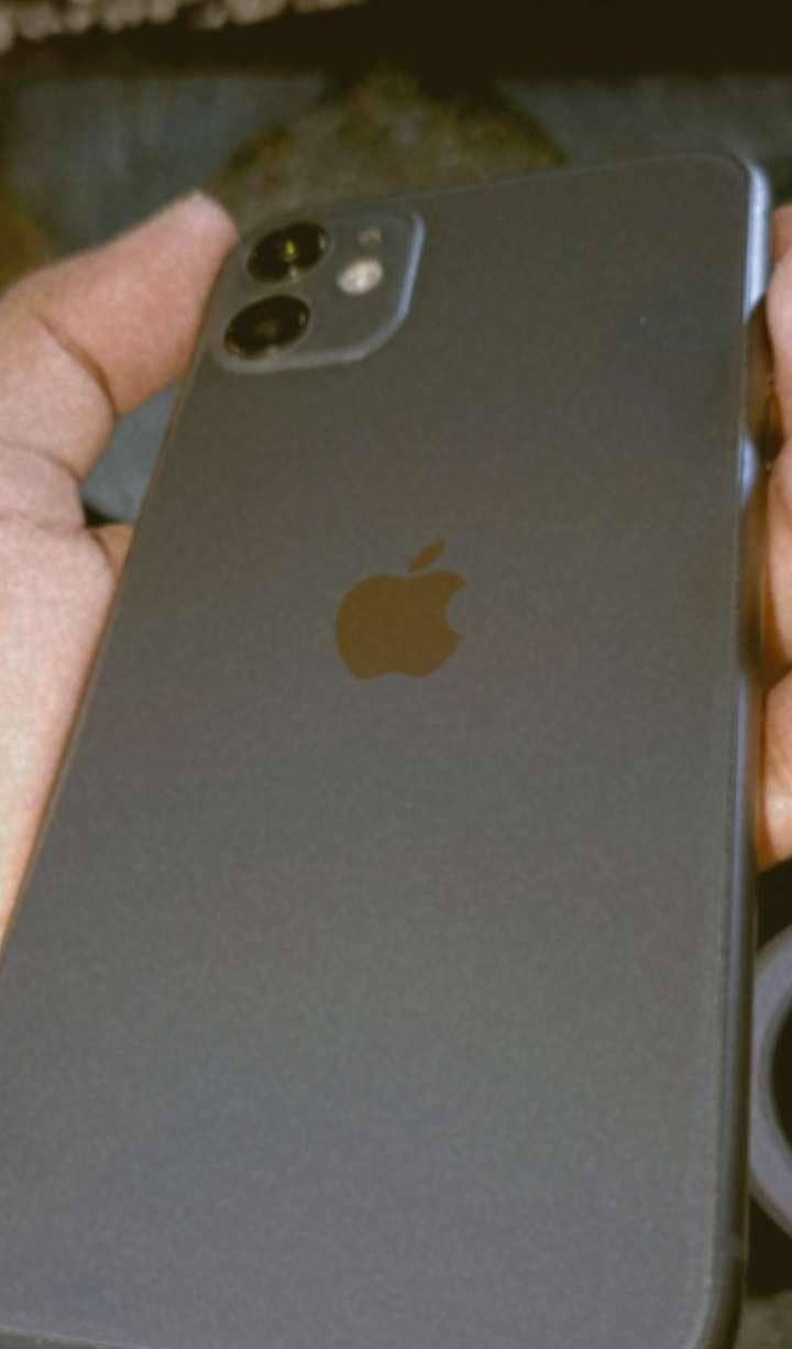 Apple iPhone 11 2