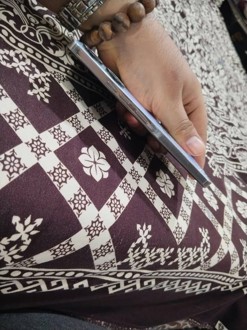Tecno CAMON 20 3