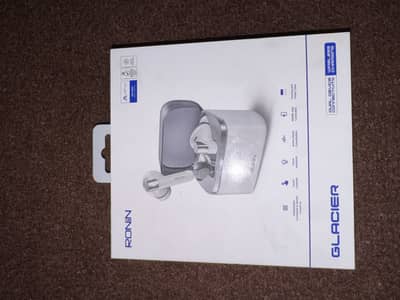 Ronin Glacier R-7110 White Slightly used