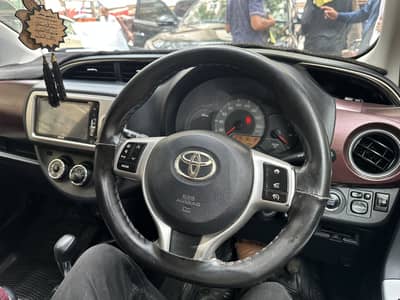 Toyota Vitz 2014