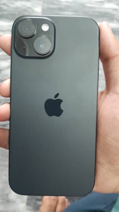 Apple iPhone 15