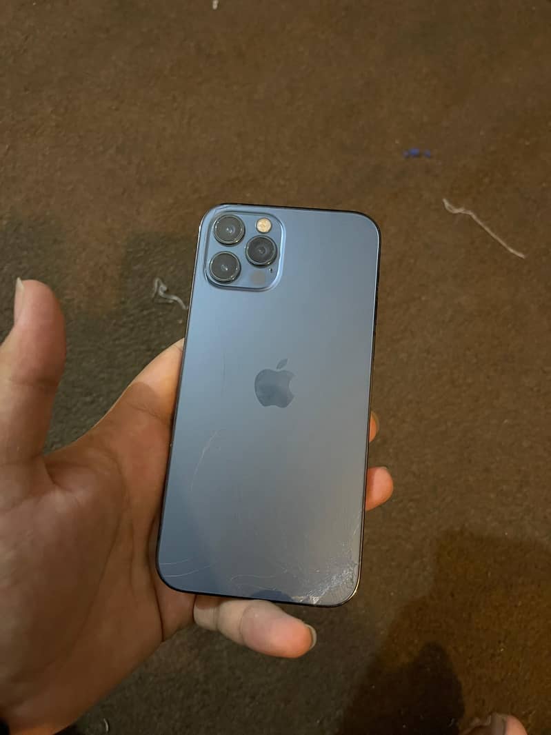 Apple iPhone 12 Pro 3