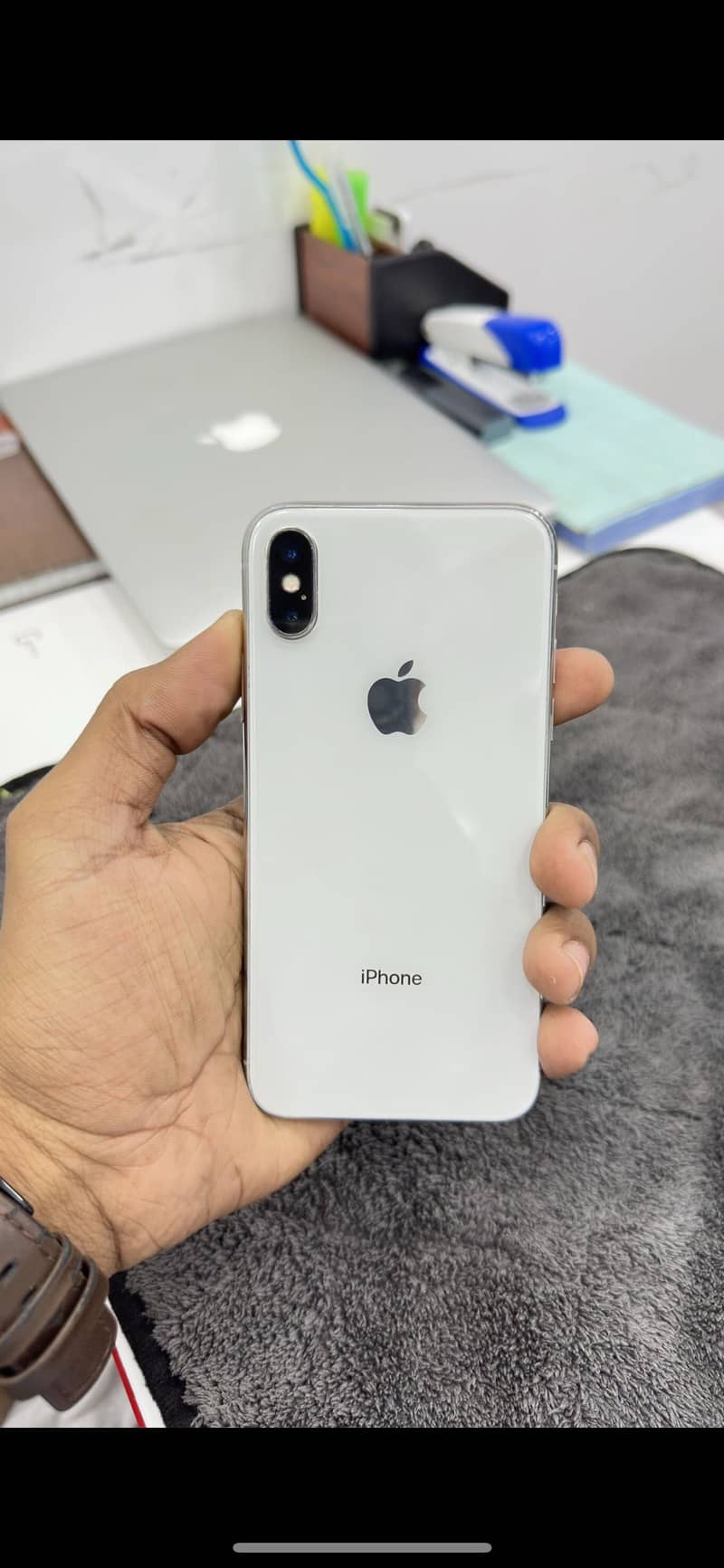 Apple iPhone X 0