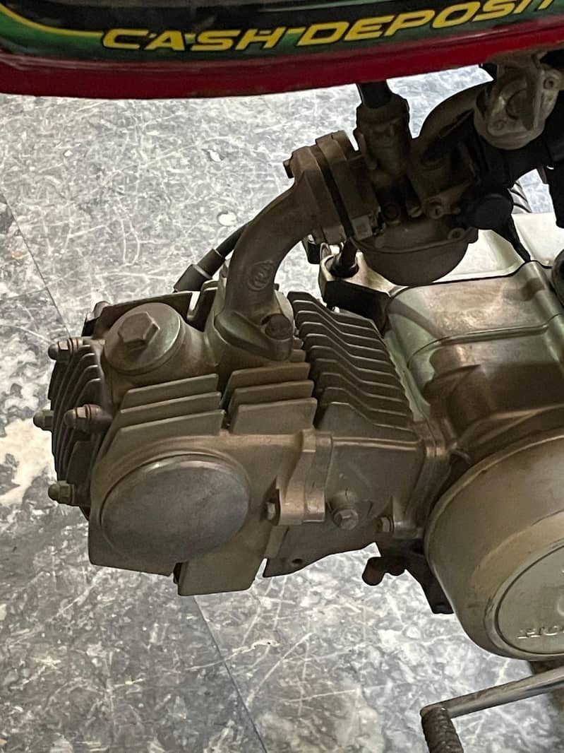 Honda CD70 3
