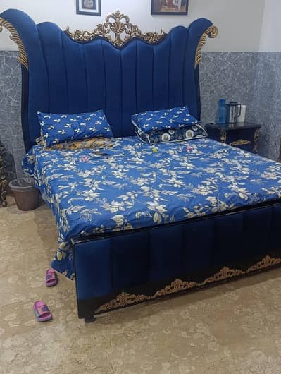 Sell Bed, Sides table and Dressing