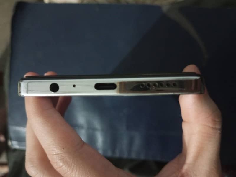 Tecno CAMON 30 1