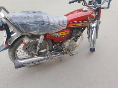 united 125 Model 17 all documents urgent sale cam mein awaz han