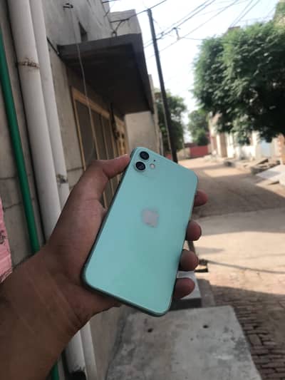 Apple iPhone 11