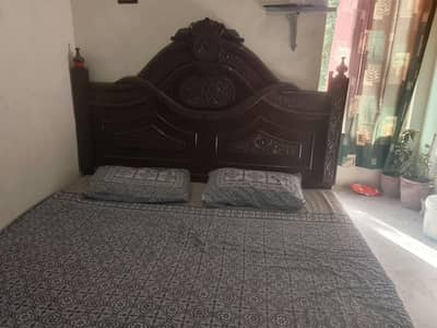 bedroom furnitures showcase bed dressing table.
