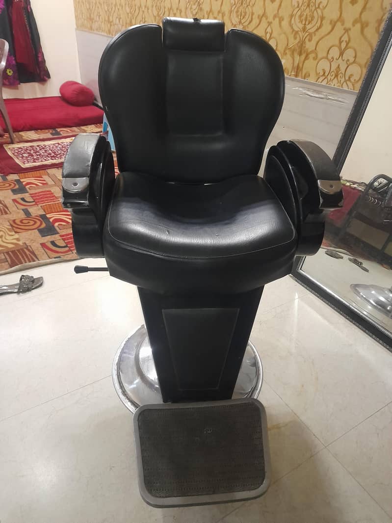 chair 0