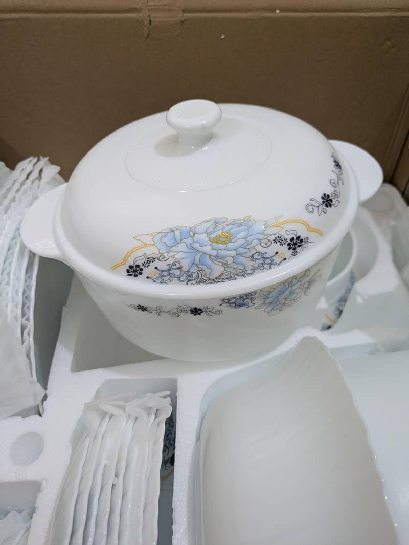 Dinner set 2