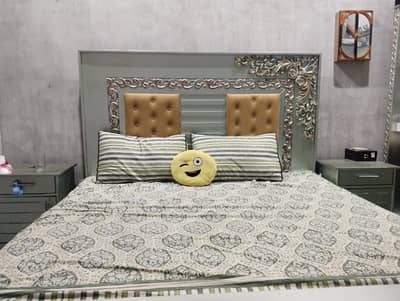 Deco paint bed