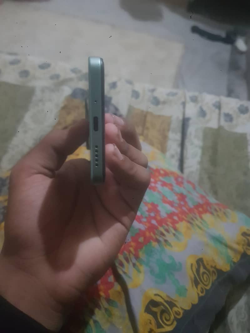 Xiaomi POCO C75 0