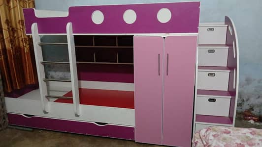 Kids bunker bed