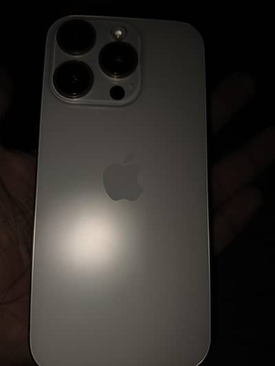 Apple iPhone 16 Pro