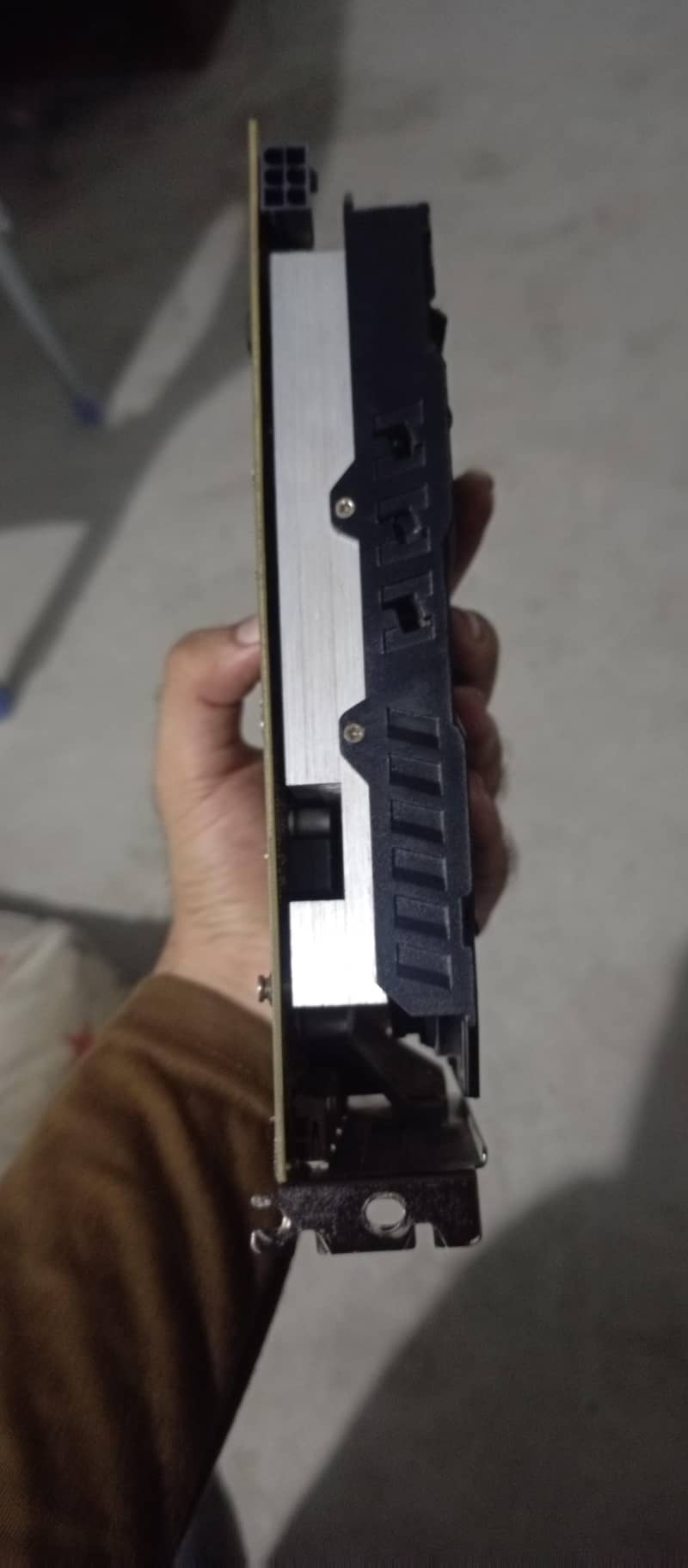 RTX 580 AMD 4