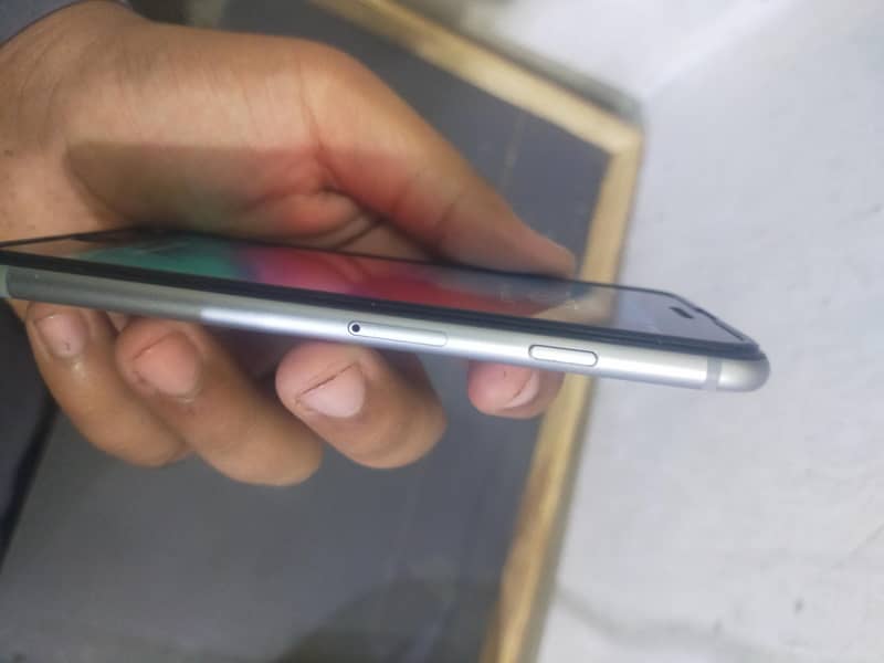 Apple iPhone 6 1