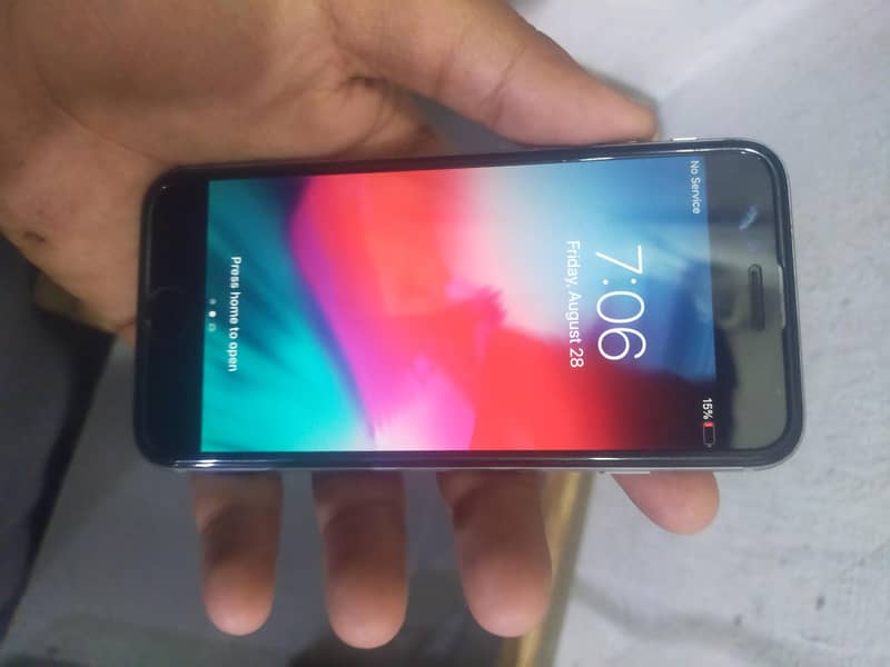 Apple iPhone 6 2