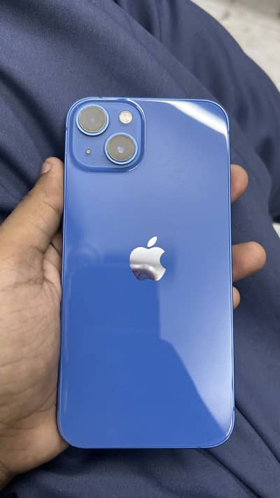 Apple iPhone 13