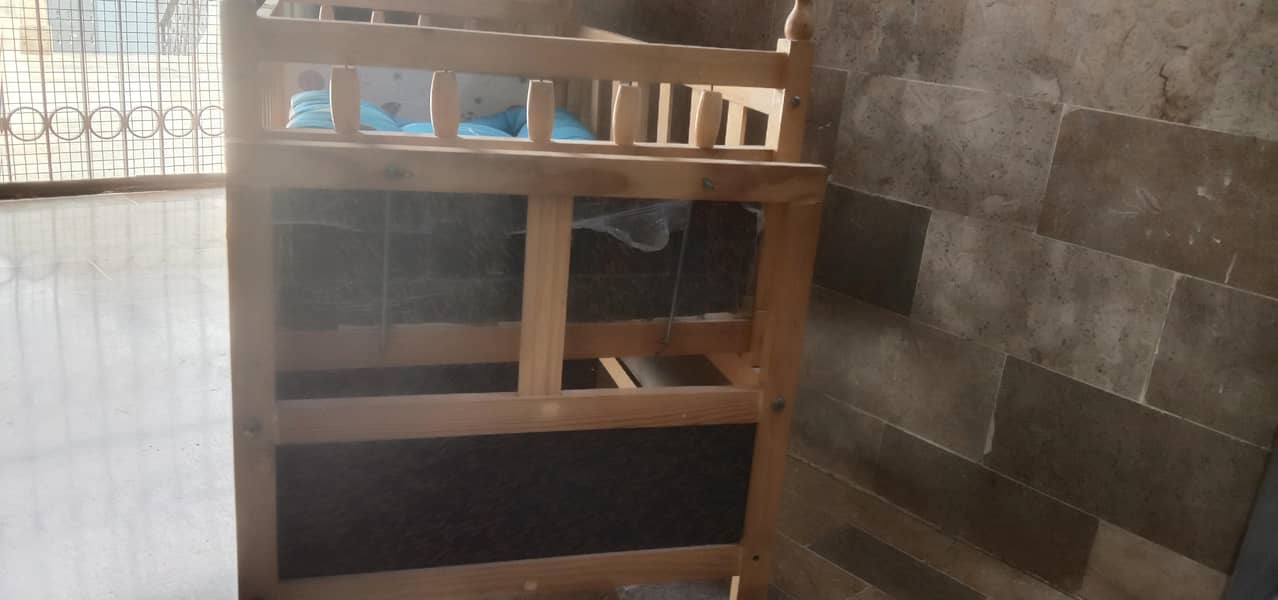 baby cot 2