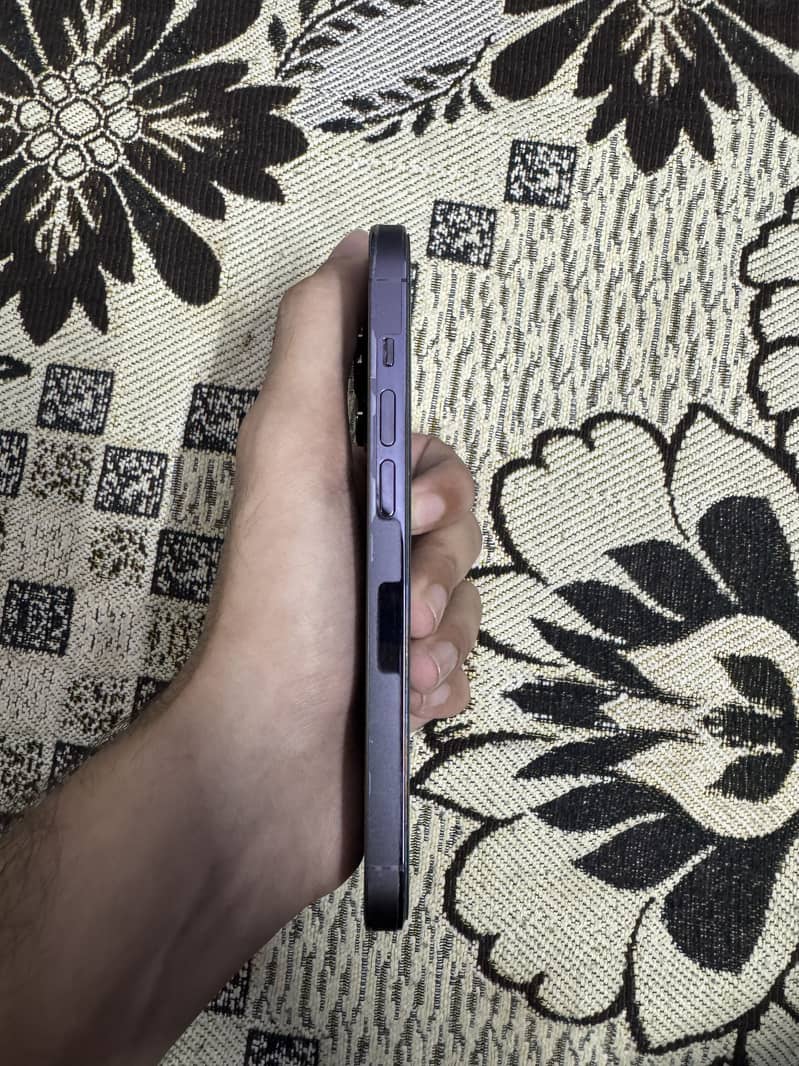 Apple iPhone 14 Pro 6