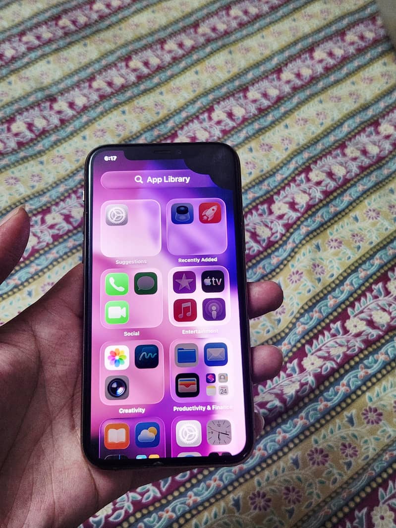 Apple iPhone 11 Pro 3