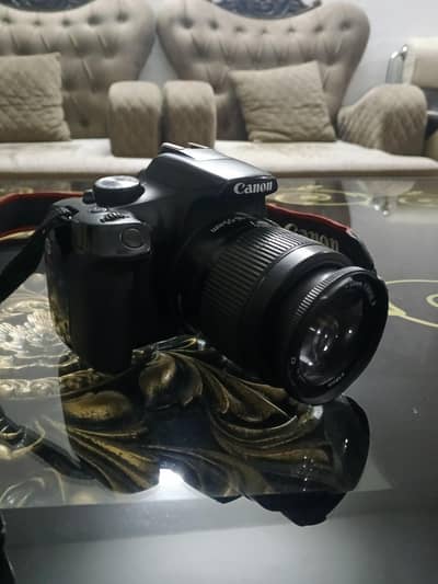 Canon EOS 70D DSLR Camera with 18-55mm Lens – Complete Set