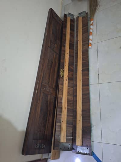 bed without mattress