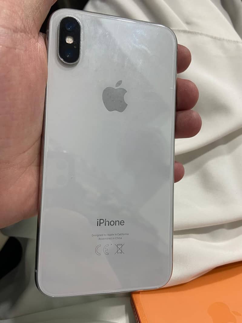 Apple iPhone X 1