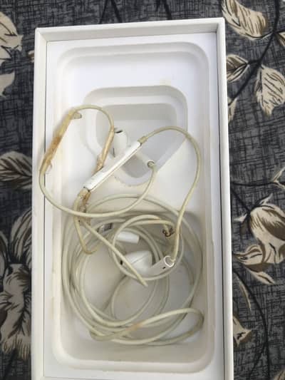 Apple iPhone 7