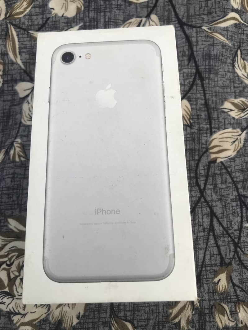 Apple iPhone 7 2