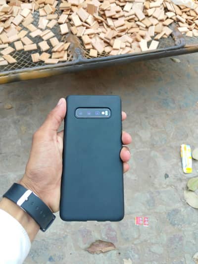 Samsung Mobile S10 Plus 8/128 condition 10/9