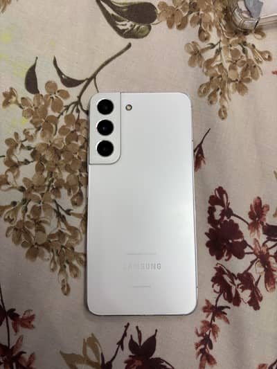 Samsung Mobile S22