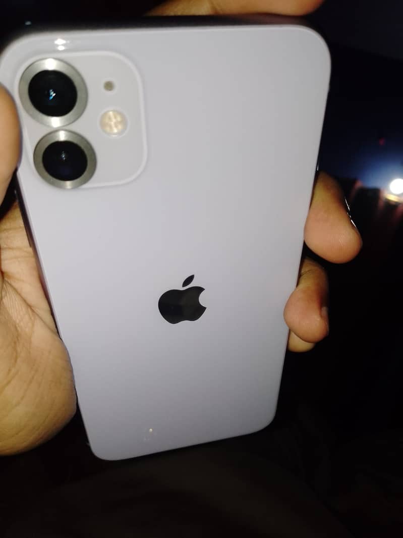 Apple iPhone 11 5